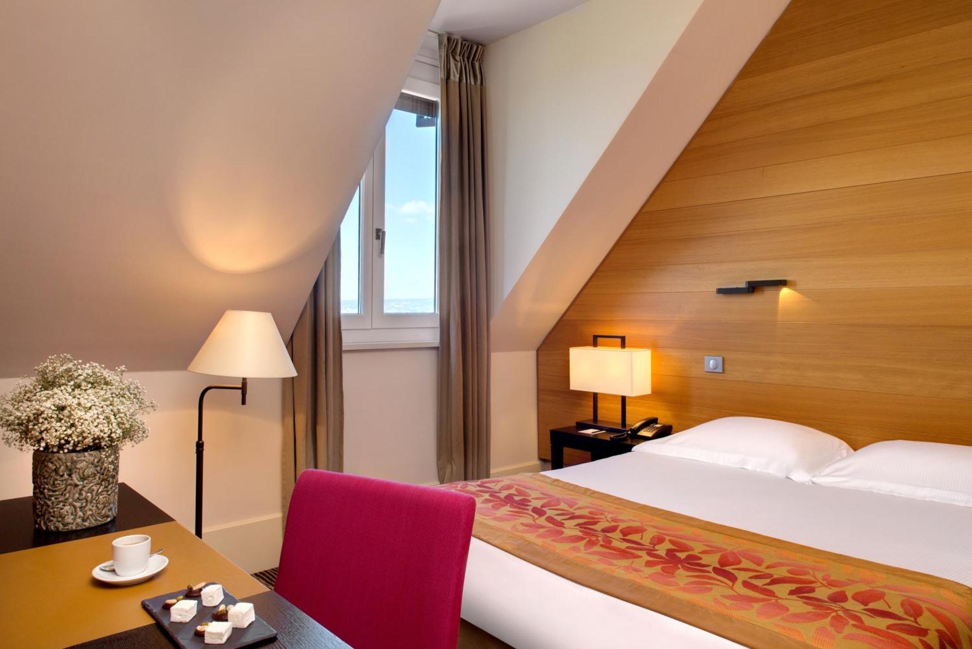 Hotel Ermitage เอวิยงเลบานส์ ภายนอก รูปภาพ